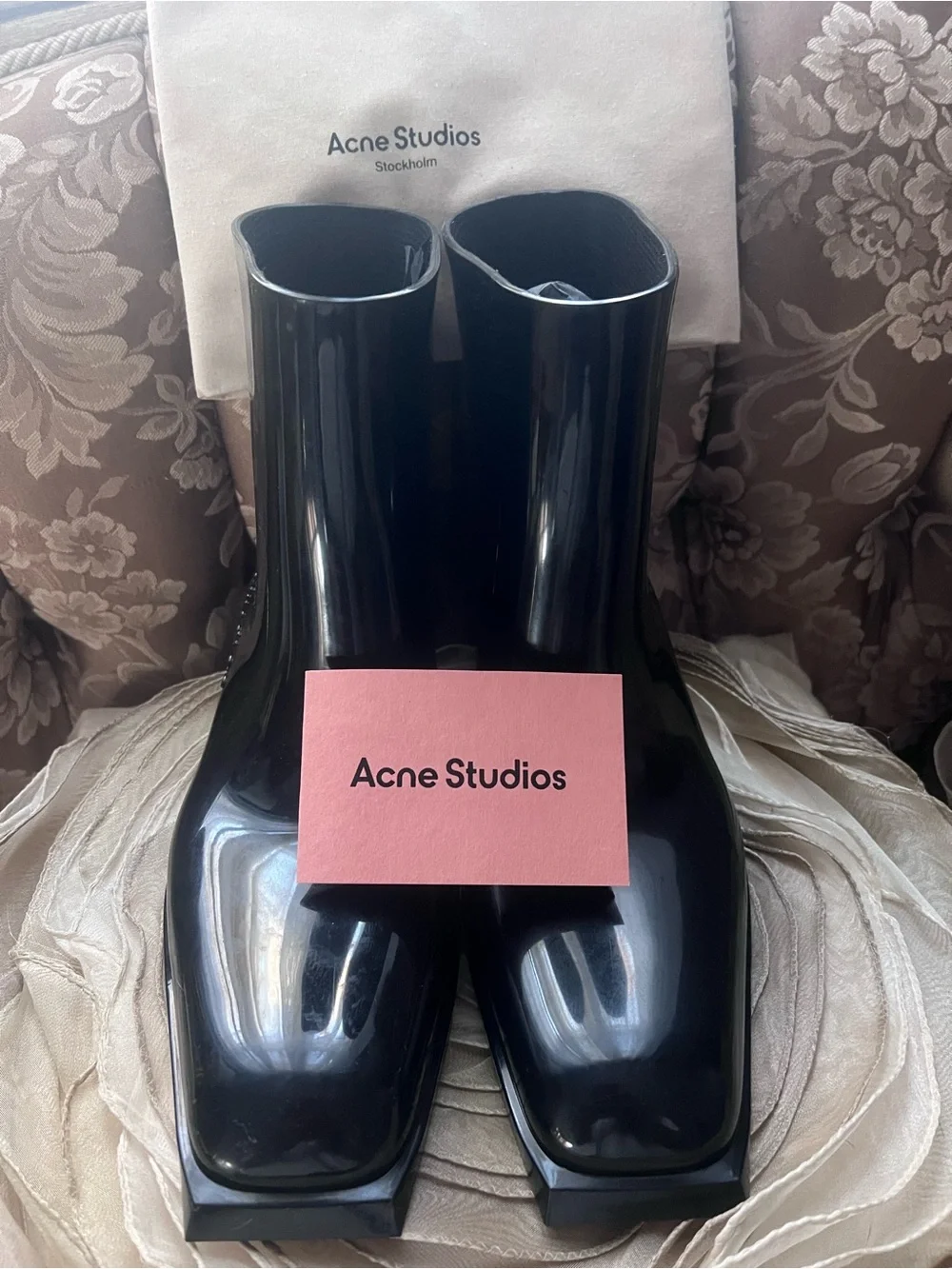 Acne Studios sleek acne